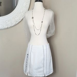 NWT White Cotton Zig Zag Stitch Mini Skirt